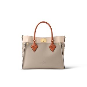 Louis Vuitton On My Side MM